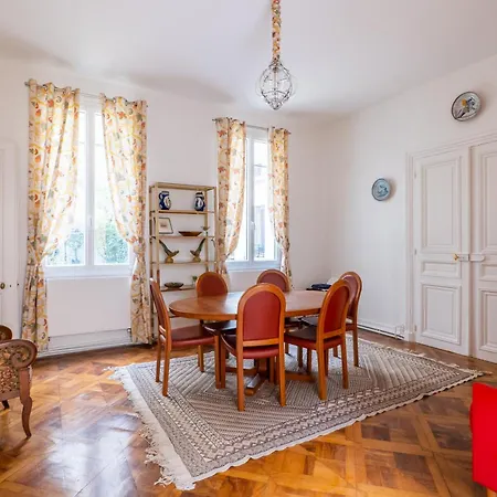 Apartmán Veeve - Postcards From The Eiffel Tower *